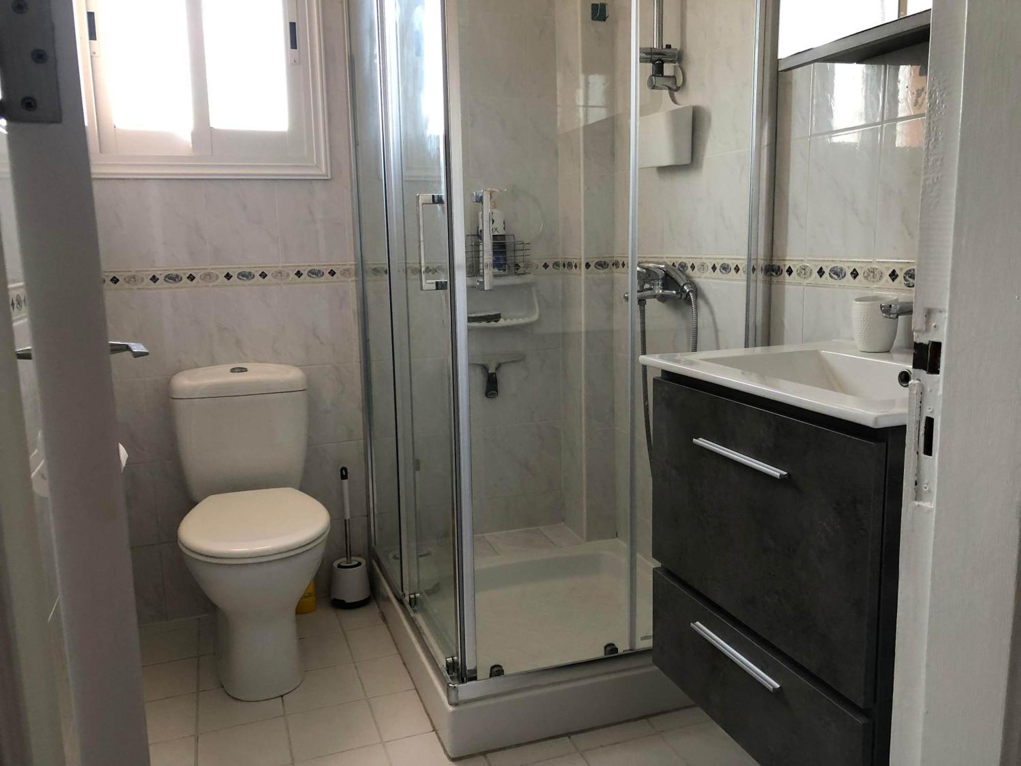 Apartment Stylish 3br - Modern Decor Balcony & Pool - Close To The And Amenities Paphos